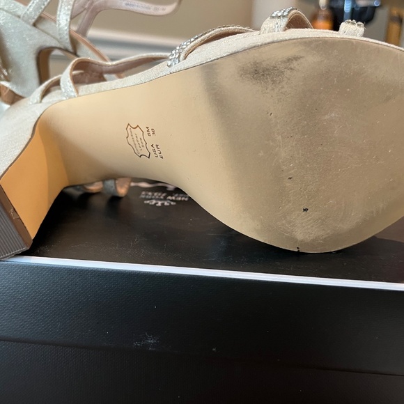 Nina saryn platform block heel evening sandals - Picture 2 of 2